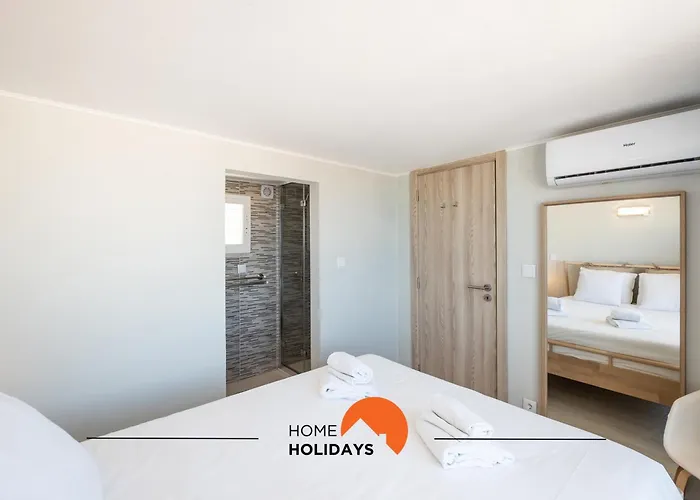 Semesterbostad #086 Fish House By Holidays *