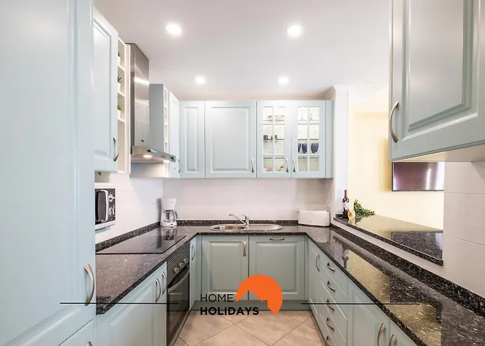 #086 Fish House By Holidays * Albufeira